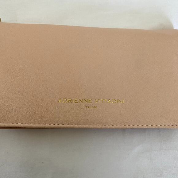NEW Adrienne Vittadini Pink Faux Leather Wristlet - Picture 2 of 7